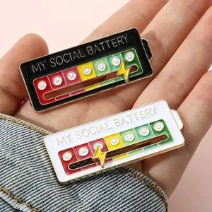 Pin Enamel My Social Battery Sliding Brooch Funny Bag Charm Backpack Mood NEW